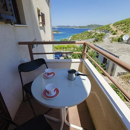 Bilo Apartment Primosten