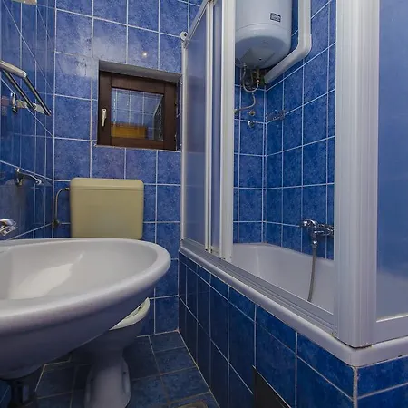 Bilo Apartment *