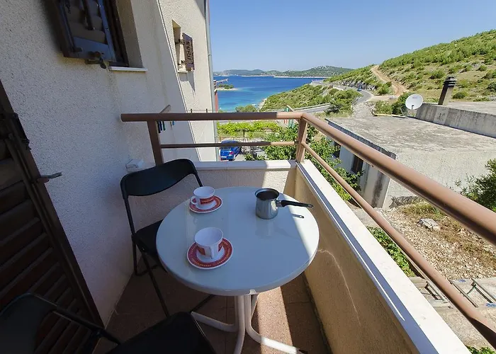 Bilo Apartment Primosten